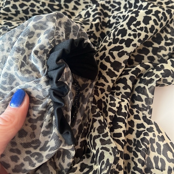 Zara leopard print tiered mini dress sheer bodice, short sleeves round neckline - Picture 9 of 11